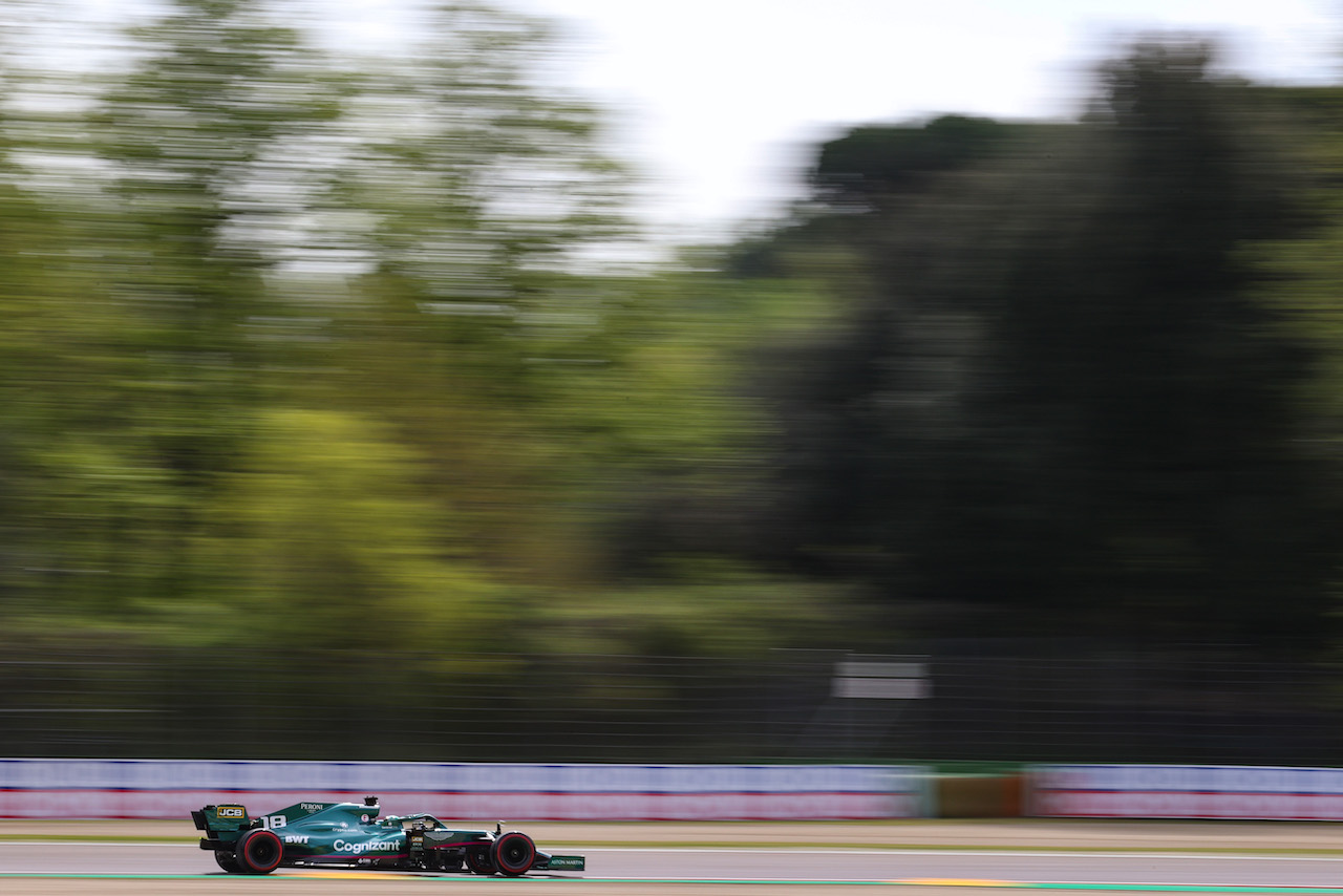 GP IMOLA, Lance Stroll (CDN), Aston Martin F1 Team 
17.04.2021. Formula 1 World Championship, Rd 2, Emilia Romagna Grand Prix, Imola, Italy, Qualifiche Day.
- www.xpbimages.com, EMail: requests@xpbimages.com ¬© Copyright: Charniaux / XPB Images