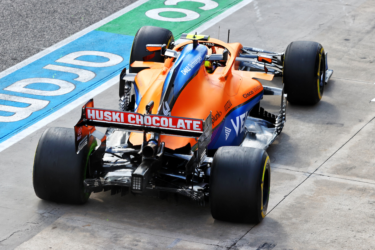 GP IMOLA, Lando Norris (GBR) McLaren MCL35M.
16.04.2021. Formula 1 World Championship, Rd 2, Emilia Romagna Grand Prix, Imola, Italy, Practice Day.
- www.xpbimages.com, EMail: requests@xpbimages.com © Copyright: Moy / XPB Images