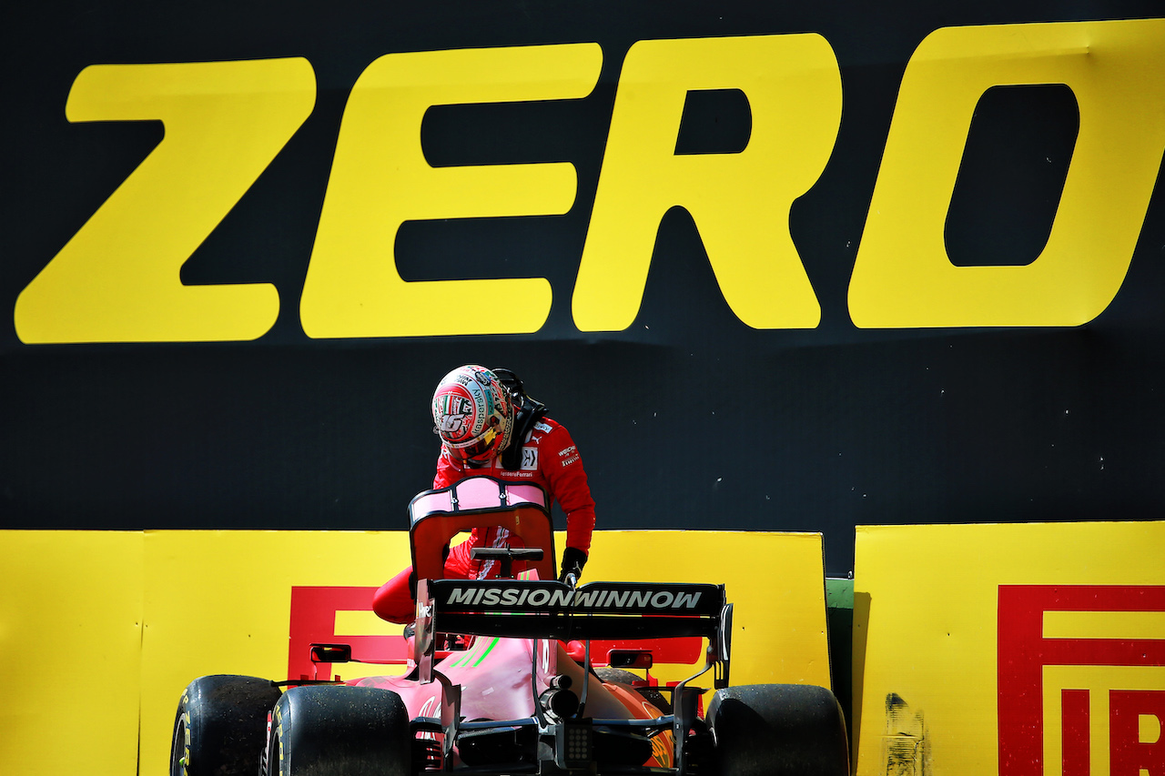 GP IMOLA, Charles Leclerc (MON) Ferrari SF-21 crashed in the second practice session.
16.04.2021. Formula 1 World Championship, Rd 2, Emilia Romagna Grand Prix, Imola, Italy, Practice Day.
- www.xpbimages.com, EMail: requests@xpbimages.com © Copyright: Coster / XPB Images