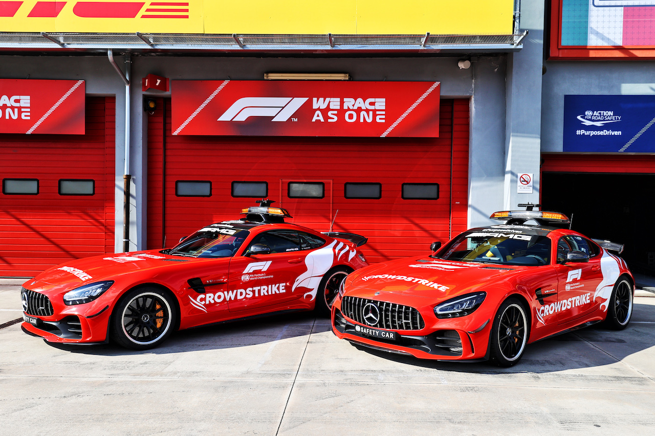 GP IMOLA, Mercedes FIA Safety Car.
16.04.2021. Formula 1 World Championship, Rd 2, Emilia Romagna Grand Prix, Imola, Italy, Practice Day.
- www.xpbimages.com, EMail: requests@xpbimages.com © Copyright: Moy / XPB Images