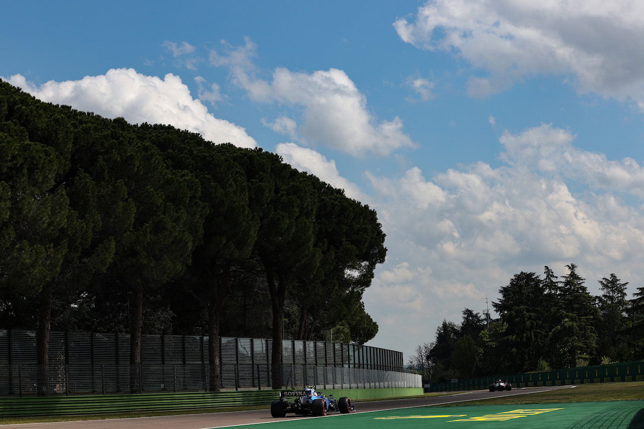 GP IMOLA, George Russell (GBR), Williams Racing 
16.04.2021. Formula 1 World Championship, Rd 2, Emilia Romagna Grand Prix, Imola, Italy, Practice Day.
- www.xpbimages.com, EMail: requests@xpbimages.com © Copyright: Charniaux / XPB Images