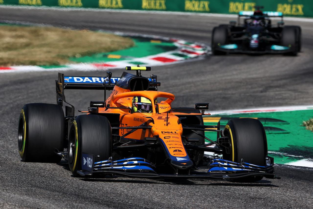 GP ITALIA, Lando Norris (GBR) McLaren MCL35M.
12.09.2021. Formula 1 World Championship, Rd 14, Italian Grand Prix, Monza, Italy, Gara Day.
- www.xpbimages.com, EMail: requests@xpbimages.com © Copyright: Charniaux / XPB Images