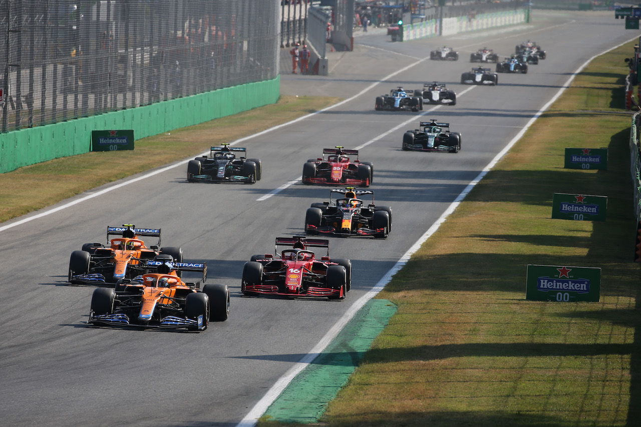 GP ITALIA, Daniel Ricciardo (AUS) McLaren MCL35M.
12.09.2021. Formula 1 World Championship, Rd 14, Italian Grand Prix, Monza, Italy, Gara Day.
- www.xpbimages.com, EMail: requests@xpbimages.com © Copyright: XPB Images