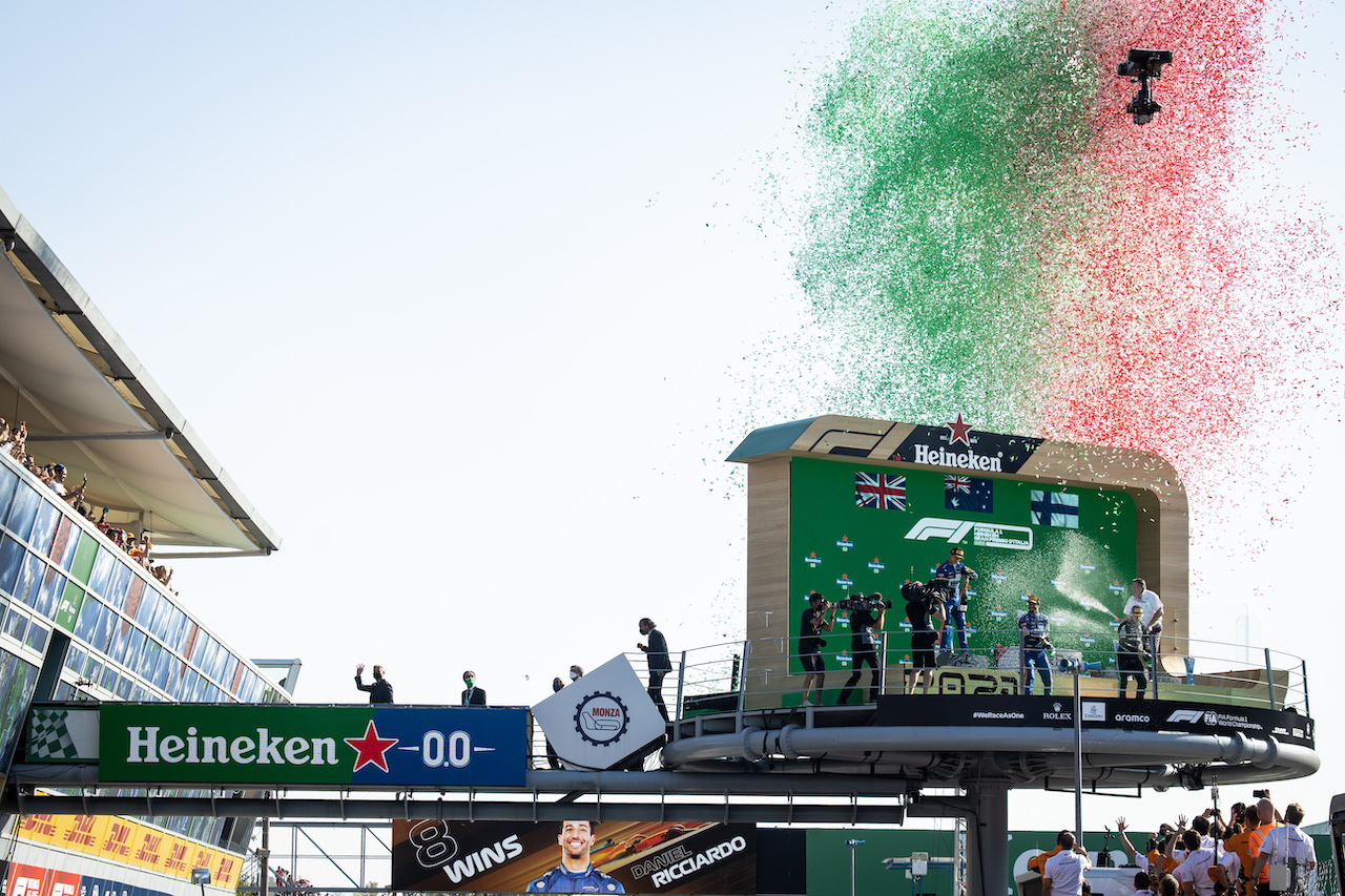 GP ITALIA, 
12.09.2021. Formula 1 World Championship, Rd 14, Italian Grand Prix, Monza, Italy, Gara Day.
- www.xpbimages.com, EMail: requests@xpbimages.com © Copyright: Bearne / XPB Images