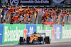 GP ITALIA, Lando Norris (GBR) McLaren MCL35M celebrates his second position as he passes the team at the end of the race.
12.09.2021. Formula 1 World Championship, Rd 14, Italian Grand Prix, Monza, Italy, Gara Day.
- www.xpbimages.com, EMail: requests@xpbimages.com © Copyright: Charniaux / XPB Images