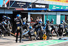 GP ITALIA, Fernando Alonso (ESP) Alpine F1 Team A521 makes a pit stop.
12.09.2021. Formula 1 World Championship, Rd 14, Italian Grand Prix, Monza, Italy, Gara Day.
- www.xpbimages.com, EMail: requests@xpbimages.com © Copyright: Moy / XPB Images
