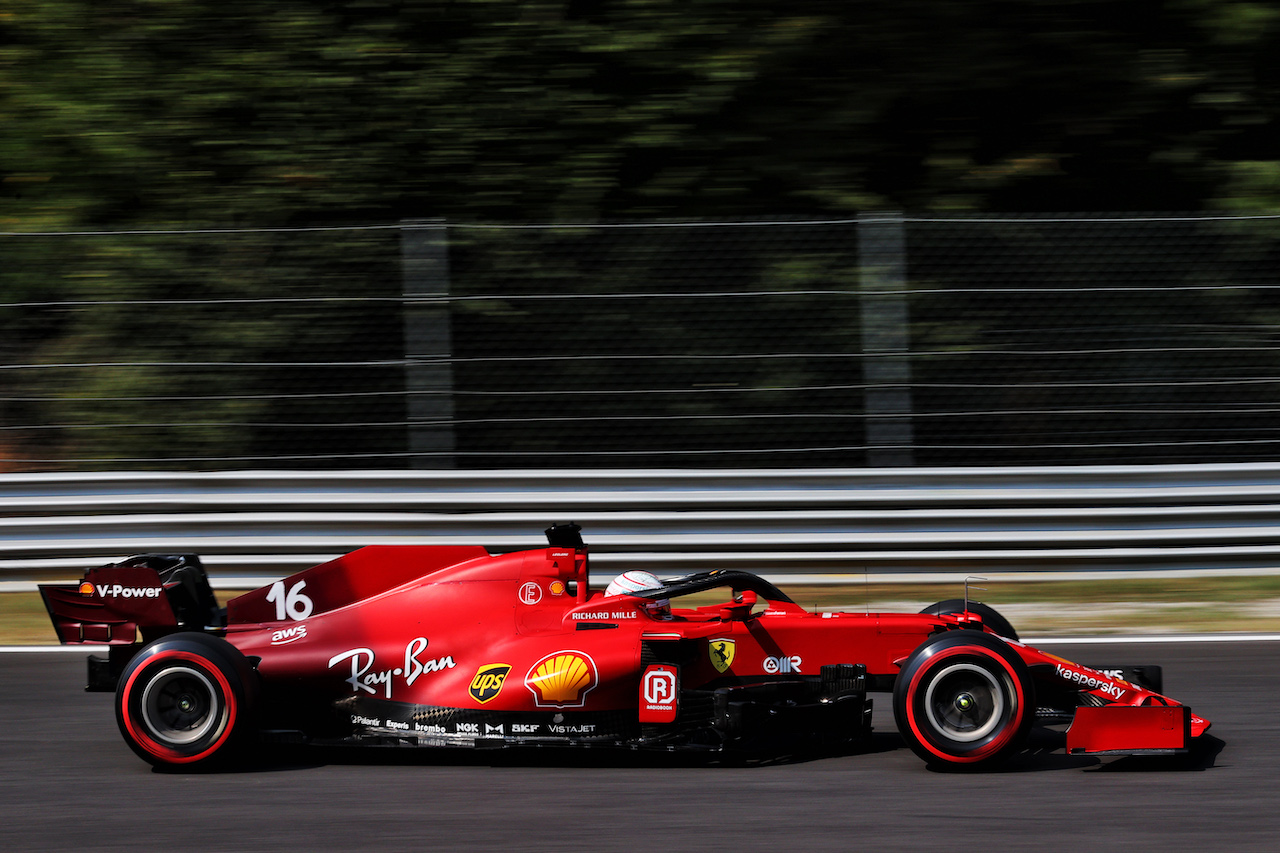 GP ITALIA, Charles Leclerc (MON) Ferrari SF-21.
11.09.2021. Formula 1 World Championship, Rd 14, Italian Grand Prix, Monza, Italy, Sprint Day.
- www.xpbimages.com, EMail: requests@xpbimages.com © Copyright: Batchelor / XPB Images