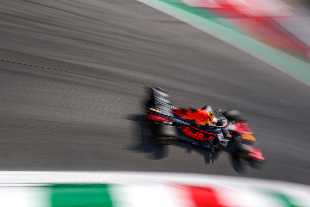 GP ITALIA, Max Verstappen (NLD), Red Bull Racing 
11.09.2021. Formula 1 World Championship, Rd 14, Italian Grand Prix, Monza, Italy, Sprint Day.
- www.xpbimages.com, EMail: requests@xpbimages.com ¬© Copyright: Charniaux / XPB Images
