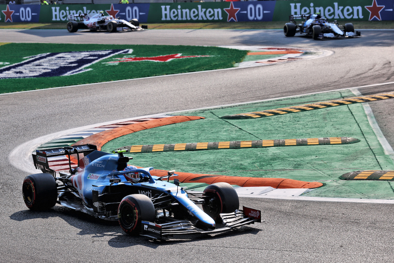 GP ITALIA, Esteban Ocon (FRA) Alpine F1 Team A521.
11.09.2021. Formula 1 World Championship, Rd 14, Italian Grand Prix, Monza, Italy, Sprint Day.
- www.xpbimages.com, EMail: requests@xpbimages.com © Copyright: Batchelor / XPB Images