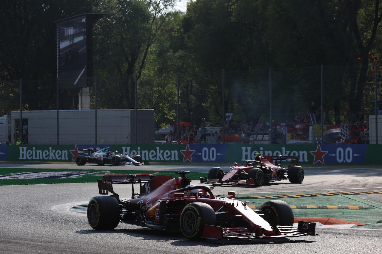 GP ITALIA, Charles Leclerc (MON) Ferrari SF-21.
11.09.2021. Formula 1 World Championship, Rd 14, Italian Grand Prix, Monza, Italy, Sprint Day.
- www.xpbimages.com, EMail: requests@xpbimages.com ¬© Copyright: Batchelor / XPB Images