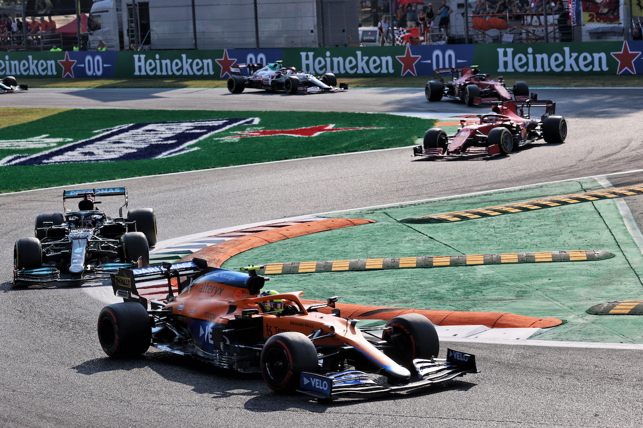 GP ITALIA, Lando Norris (GBR) McLaren MCL35M.
11.09.2021. Formula 1 World Championship, Rd 14, Italian Grand Prix, Monza, Italy, Sprint Day.
- www.xpbimages.com, EMail: requests@xpbimages.com © Copyright: Batchelor / XPB Images