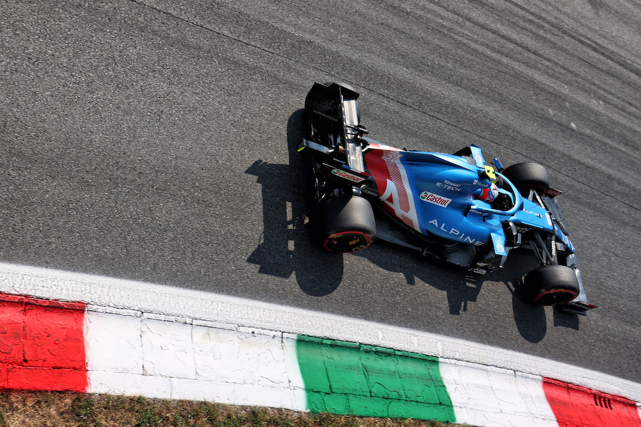 GP ITALIA, Esteban Ocon (FRA) Alpine F1 Team A521.
11.09.2021. Formula 1 World Championship, Rd 14, Italian Grand Prix, Monza, Italy, Sprint Day.
- www.xpbimages.com, EMail: requests@xpbimages.com © Copyright: Charniaux / XPB Images