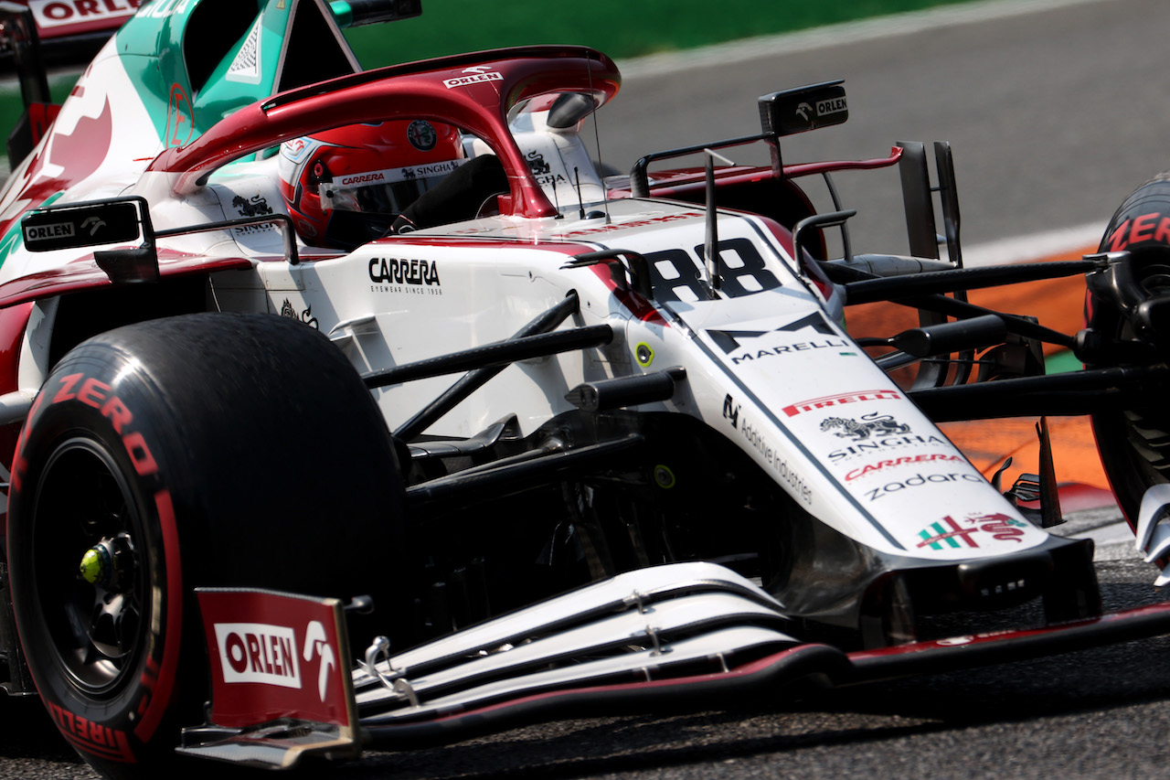 GP ITALIA, Robert Kubica (POL) Alfa Romeo Racing C39 Reserve Driver.
11.09.2021. Formula 1 World Championship, Rd 14, Italian Grand Prix, Monza, Italy, Sprint Day.
- www.xpbimages.com, EMail: requests@xpbimages.com © Copyright: Batchelor / XPB Images