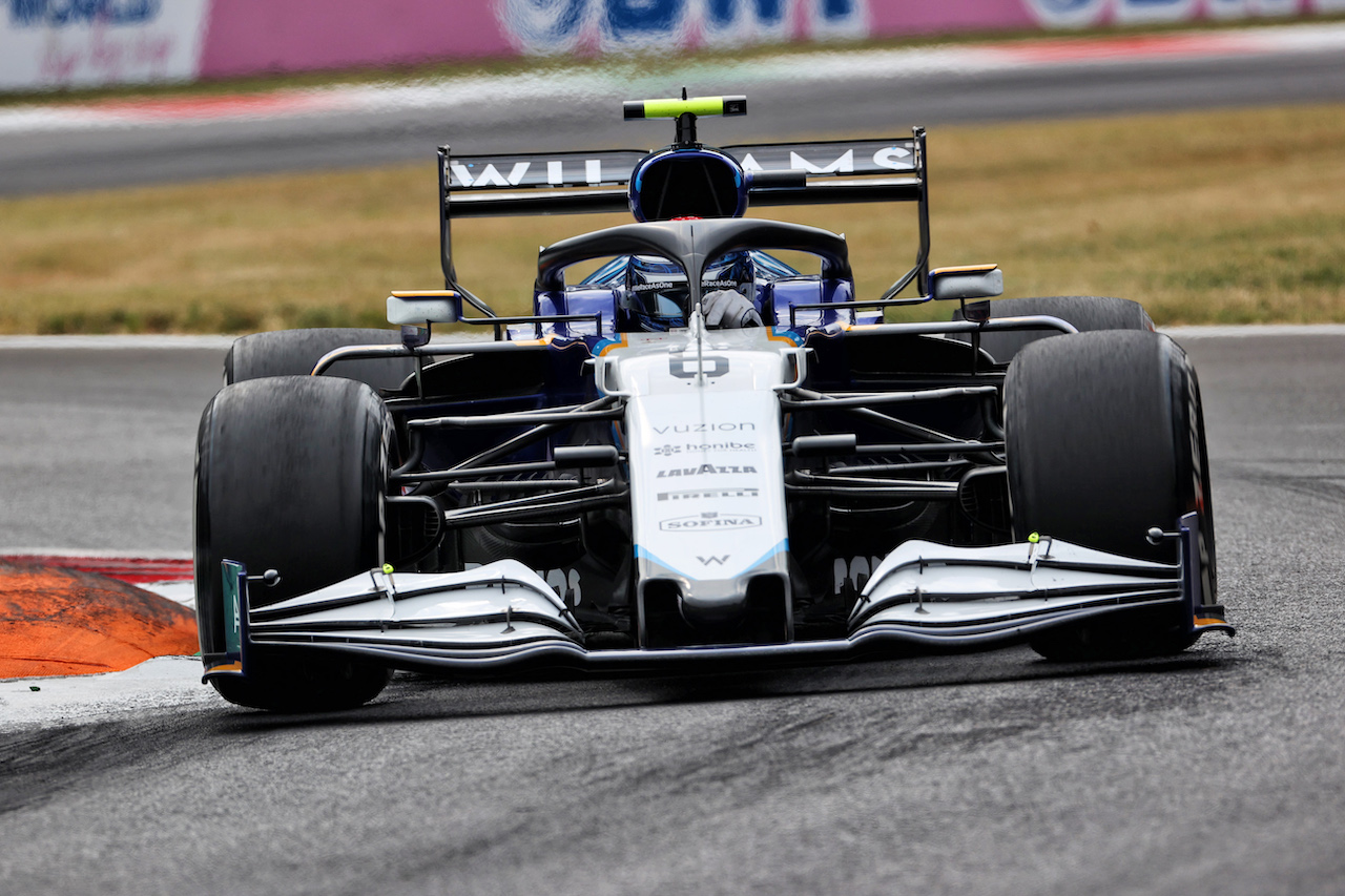 GP ITALIA, Nicholas Latifi (CDN) Williams Racing FW43B.
10.09.2021. Formula 1 World Championship, Rd 14, Italian Grand Prix, Monza, Italy, Qualifiche Day.
- www.xpbimages.com, EMail: requests@xpbimages.com © Copyright: Charniaux / XPB Images