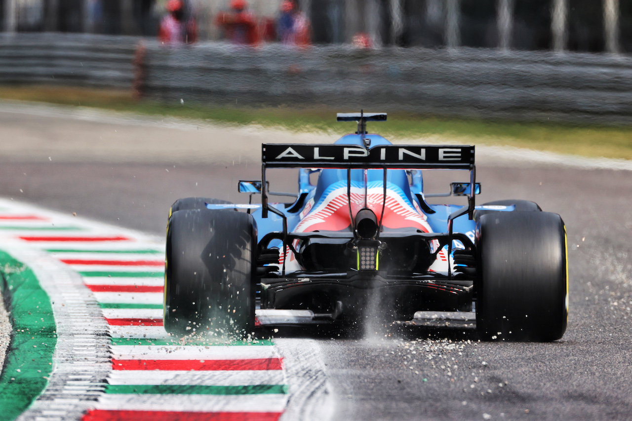 GP ITALIA, Fernando Alonso (ESP) Alpine F1 Team A521.
10.09.2021. Formula 1 World Championship, Rd 14, Italian Grand Prix, Monza, Italy, Qualifiche Day.
- www.xpbimages.com, EMail: requests@xpbimages.com © Copyright: Charniaux / XPB Images