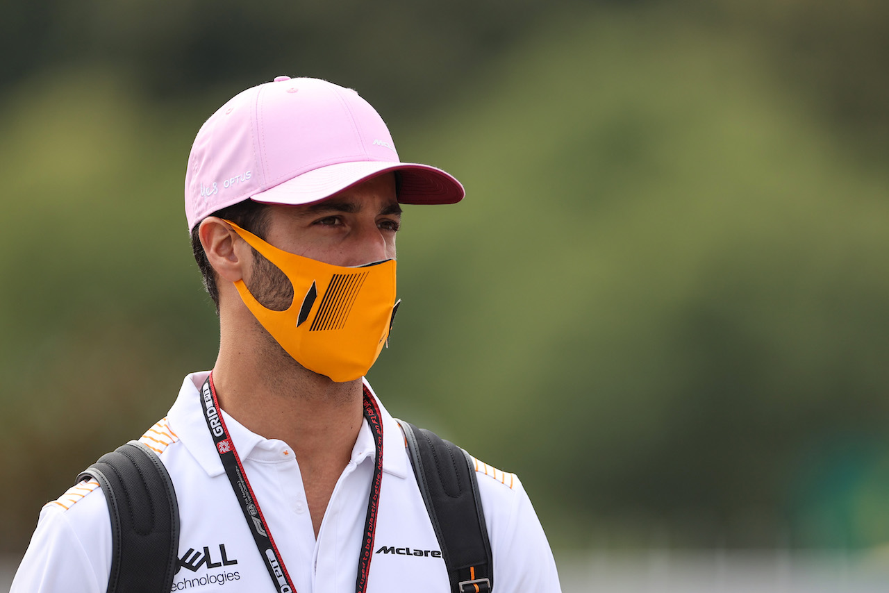 GP ITALIA, Daniel Ricciardo (AUS), McLaren F1 Team 
10.09.2021. Formula 1 World Championship, Rd 14, Italian Grand Prix, Monza, Italy, Qualifiche Day.
- www.xpbimages.com, EMail: requests@xpbimages.com ¬© Copyright: Charniaux / XPB Images