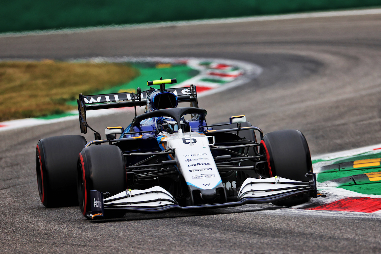 GP ITALIA, Nicholas Latifi (CDN) Williams Racing FW43B.
10.09.2021. Formula 1 World Championship, Rd 14, Italian Grand Prix, Monza, Italy, Qualifiche Day.
- www.xpbimages.com, EMail: requests@xpbimages.com © Copyright: Batchelor / XPB Images