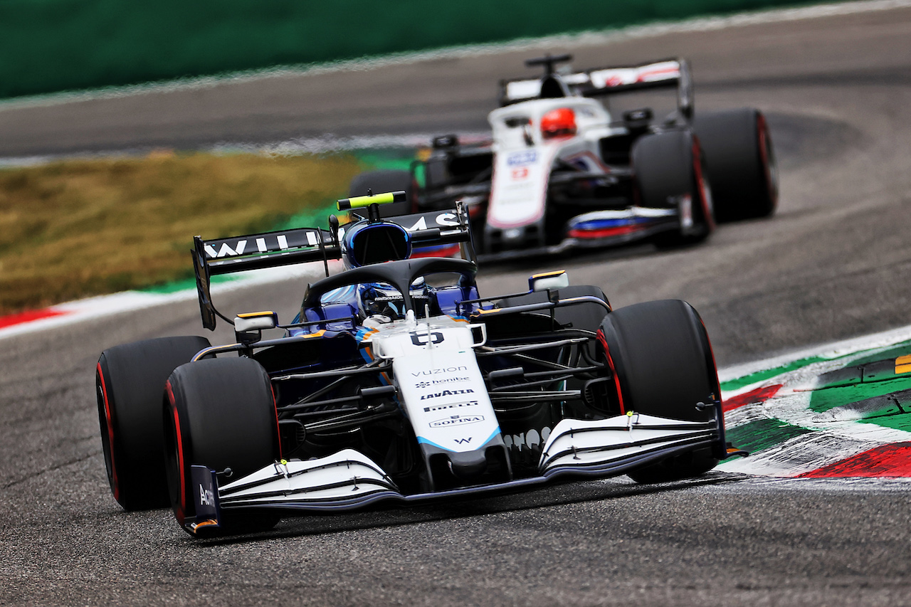 GP ITALIA, Nicholas Latifi (CDN) Williams Racing FW43B.
10.09.2021. Formula 1 World Championship, Rd 14, Italian Grand Prix, Monza, Italy, Qualifiche Day.
- www.xpbimages.com, EMail: requests@xpbimages.com © Copyright: Batchelor / XPB Images