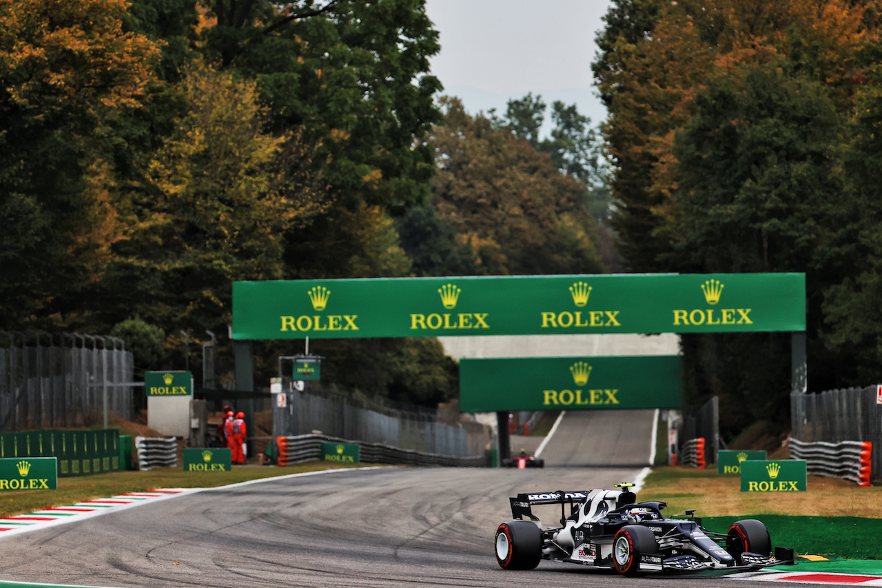 GP ITALIA, Pierre Gasly (FRA) AlphaTauri AT02.
10.09.2021. Formula 1 World Championship, Rd 14, Italian Grand Prix, Monza, Italy, Qualifiche Day.
- www.xpbimages.com, EMail: requests@xpbimages.com © Copyright: Batchelor / XPB Images