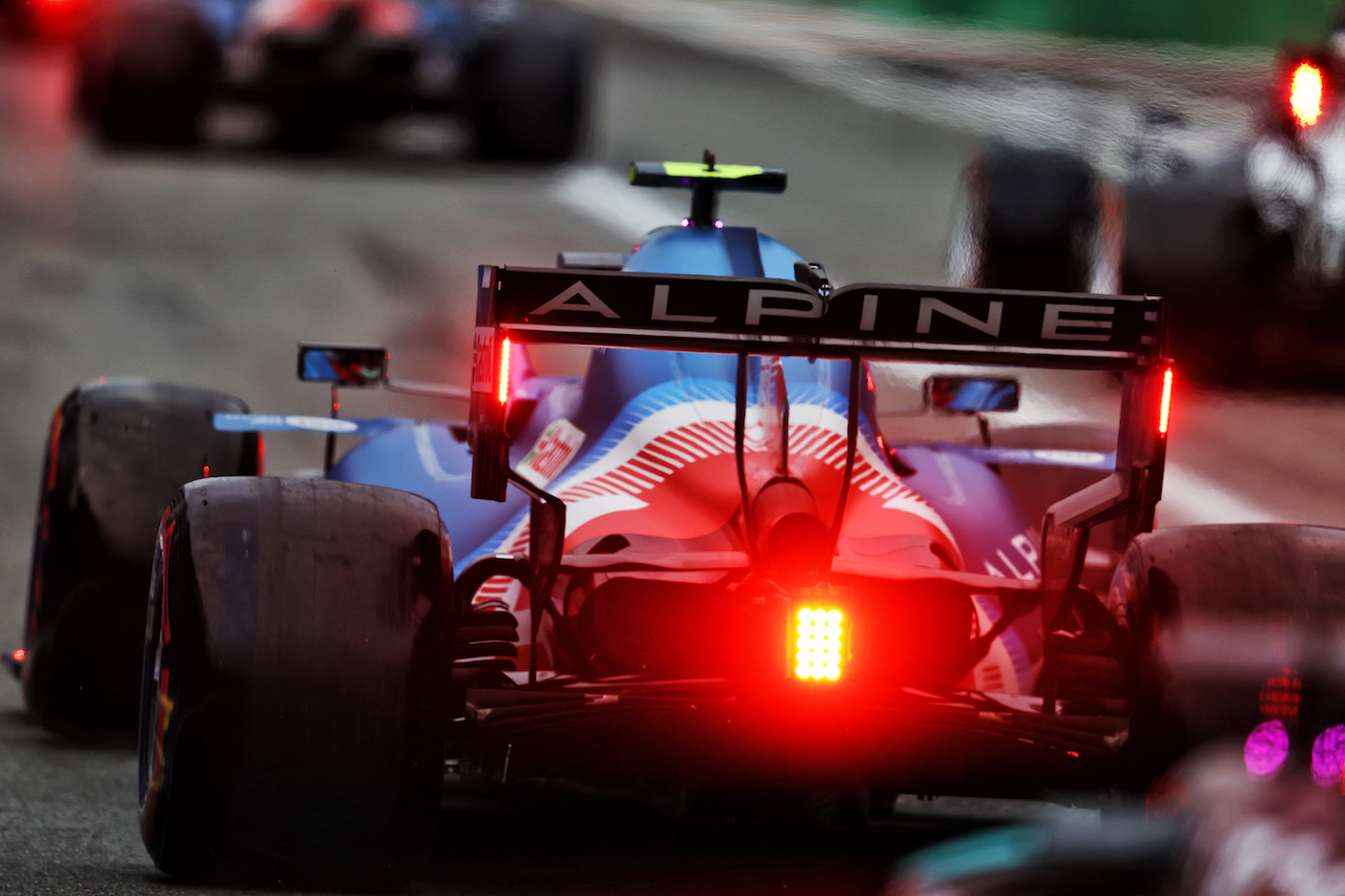 GP ITALIA, Esteban Ocon (FRA) Alpine F1 Team A521 leaves the pits.
10.09.2021. Formula 1 World Championship, Rd 14, Italian Grand Prix, Monza, Italy, Qualifiche Day.
- www.xpbimages.com, EMail: requests@xpbimages.com © Copyright: Moy / XPB Images