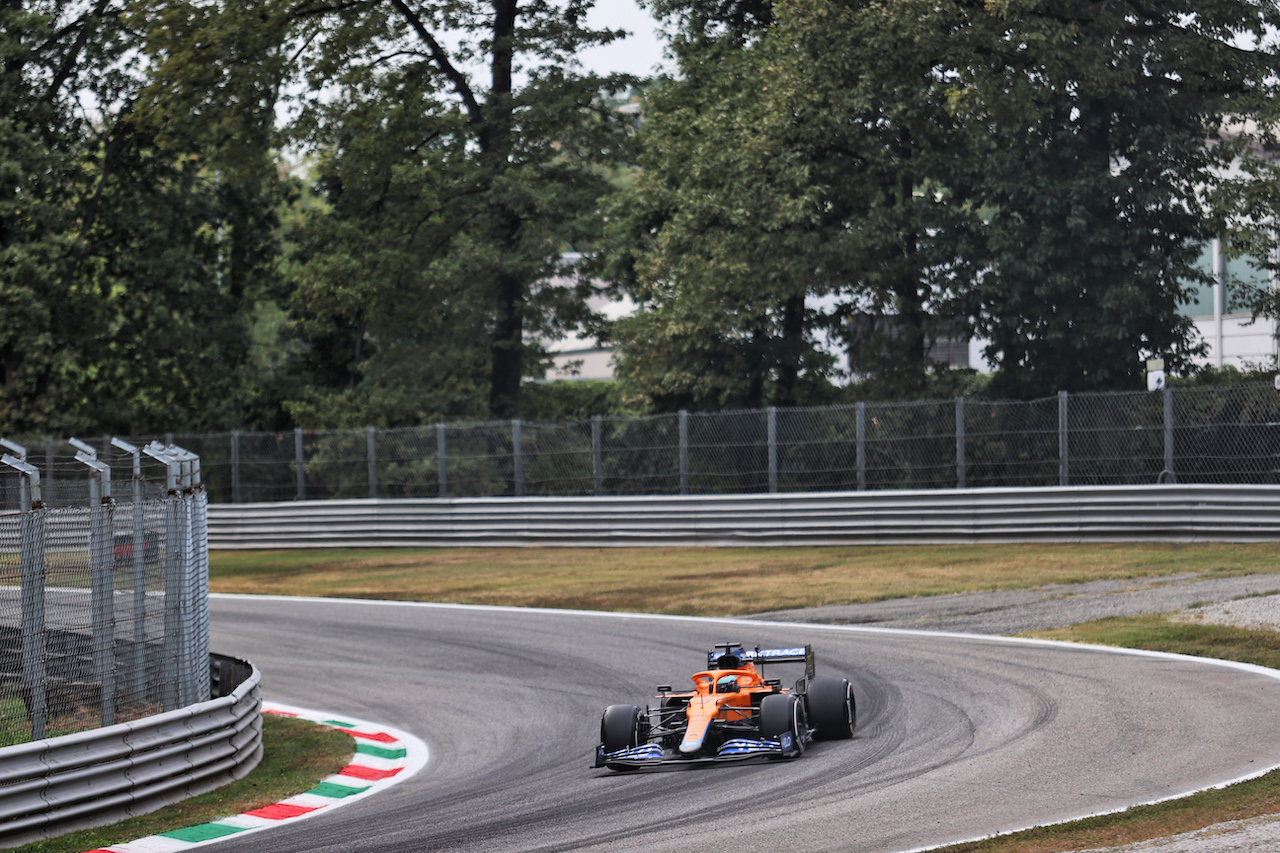 GP ITALIA, Daniel Ricciardo (AUS) McLaren MCL35M.
10.09.2021. Formula 1 World Championship, Rd 14, Italian Grand Prix, Monza, Italy, Qualifiche Day.
- www.xpbimages.com, EMail: requests@xpbimages.com © Copyright: Charniaux / XPB Images