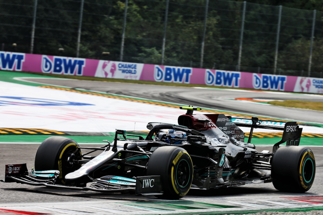 GP ITALIA, Valtteri Bottas (FIN) Mercedes AMG F1 W12.
10.09.2021. Formula 1 World Championship, Rd 14, Italian Grand Prix, Monza, Italy, Qualifiche Day.
- www.xpbimages.com, EMail: requests@xpbimages.com © Copyright: XPB Images