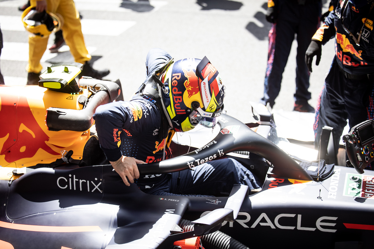 GP MONACO, Sergio Perez (MEX) Red Bull Racing RB16B on the grid.
23.05.2021. Formula 1 World Championship, Rd 5, Monaco Grand Prix, Monte Carlo, Monaco, Gara Day.
- www.xpbimages.com, EMail: requests@xpbimages.com © Copyright: Moy / XPB Images