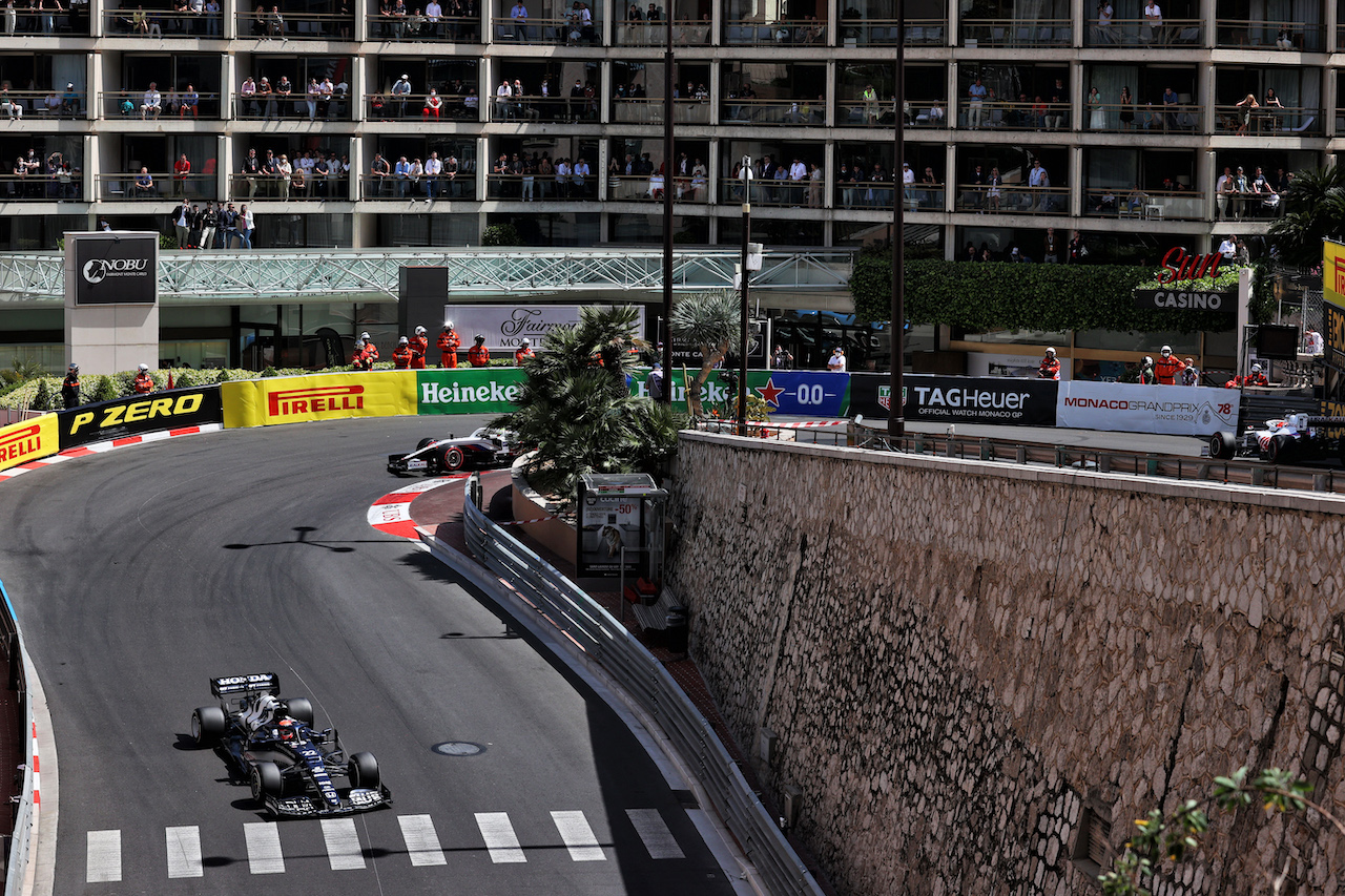 GP MONACO, Yuki Tsunoda (JPN) AlphaTauri AT02.
23.05.2021. Formula 1 World Championship, Rd 5, Monaco Grand Prix, Monte Carlo, Monaco, Gara Day.
- www.xpbimages.com, EMail: requests@xpbimages.com © Copyright: Batchelor / XPB Images