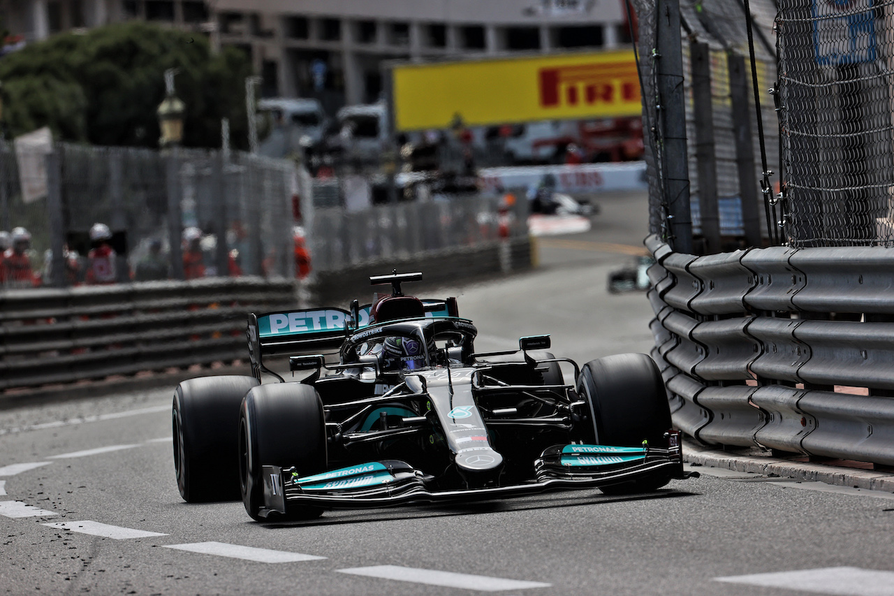 GP MONACO, Lewis Hamilton (GBR) Mercedes AMG F1 W12.
23.05.2021. Formula 1 World Championship, Rd 5, Monaco Grand Prix, Monte Carlo, Monaco, Gara Day.
- www.xpbimages.com, EMail: requests@xpbimages.com © Copyright: Batchelor / XPB Images