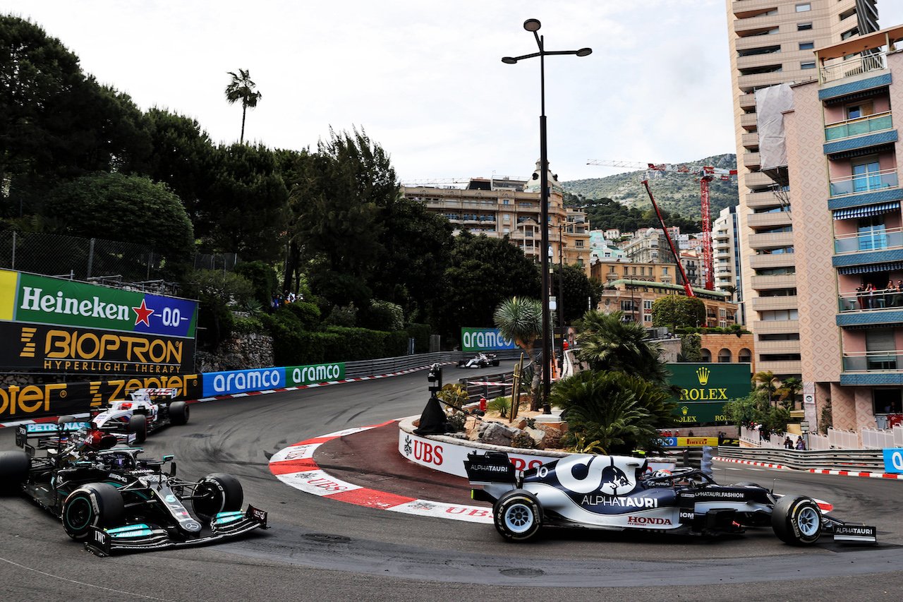 GP MONACO, Pierre Gasly (FRA) AlphaTauri AT02.
23.05.2021. Formula 1 World Championship, Rd 5, Monaco Grand Prix, Monte Carlo, Monaco, Gara Day.
- www.xpbimages.com, EMail: requests@xpbimages.com © Copyright: Batchelor / XPB Images