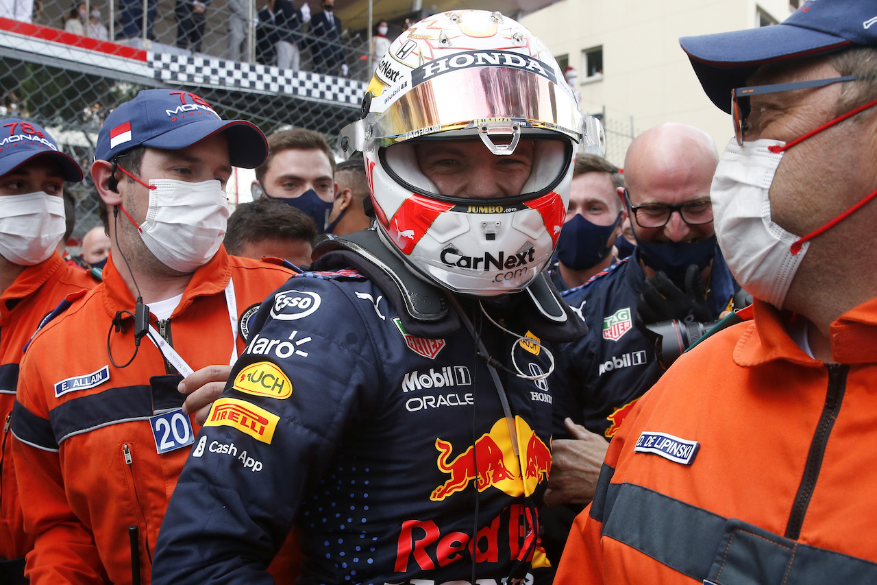 GP MONACO, Gara winner Max Verstappen (NLD) Red Bull Racing celebrates in parc ferme.
23.05.2021. Formula 1 World Championship, Rd 5, Monaco Grand Prix, Monte Carlo, Monaco, Gara Day.
- www.xpbimages.com, EMail: requests@xpbimages.com © Copyright: FIA Pool Image for Editorial Use Only