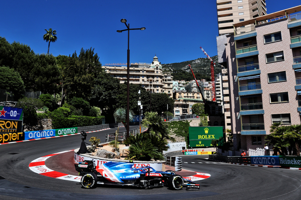 GP MONACO, Esteban Ocon (FRA) Alpine F1 Team A521.
20.05.2021. Formula 1 World Championship, Rd 5, Monaco Grand Prix, Monte Carlo, Monaco, Practice Day.
- www.xpbimages.com, EMail: requests@xpbimages.com © Copyright: Batchelor / XPB Images