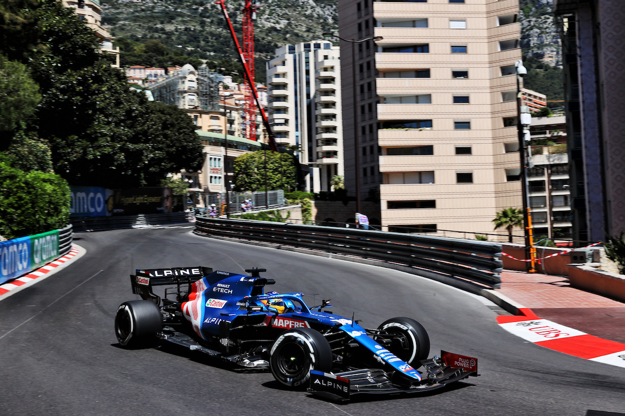 GP MONACO, Fernando Alonso (ESP) Alpine F1 Team A521.
20.05.2021. Formula 1 World Championship, Rd 5, Monaco Grand Prix, Monte Carlo, Monaco, Practice Day.
- www.xpbimages.com, EMail: requests@xpbimages.com © Copyright: Batchelor / XPB Images