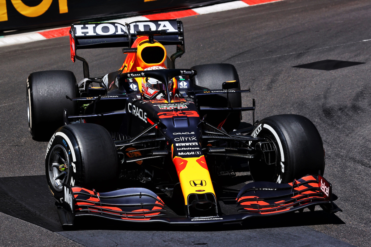 GP MONACO, Max Verstappen (NLD) Red Bull Racing RB16B.
20.05.2021. Formula 1 World Championship, Rd 5, Monaco Grand Prix, Monte Carlo, Monaco, Practice Day.
- www.xpbimages.com, EMail: requests@xpbimages.com © Copyright: Batchelor / XPB Images