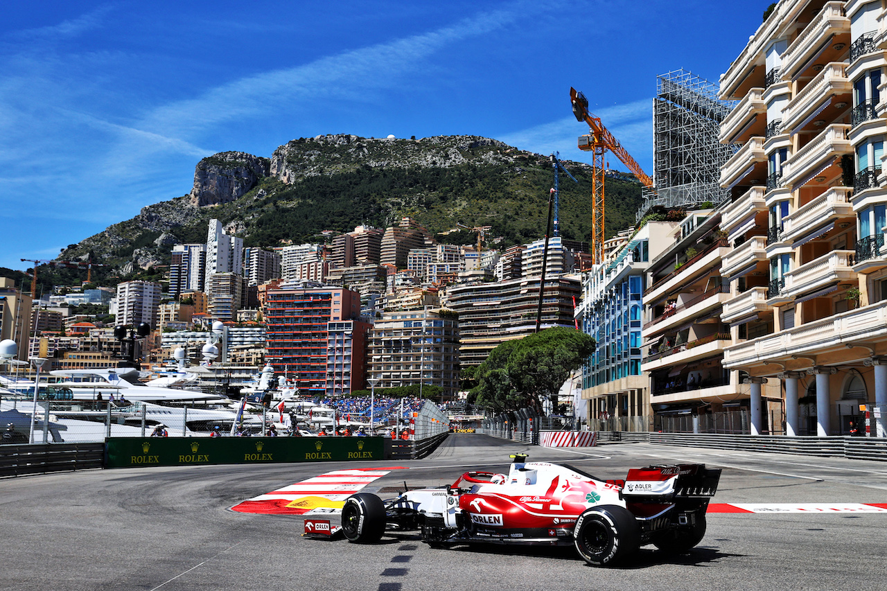 GP MONACO, Antonio Giovinazzi (ITA) Alfa Romeo Racing C41.
20.05.2021. Formula 1 World Championship, Rd 5, Monaco Grand Prix, Monte Carlo, Monaco, Practice Day.
- www.xpbimages.com, EMail: requests@xpbimages.com © Copyright: Moy / XPB Images