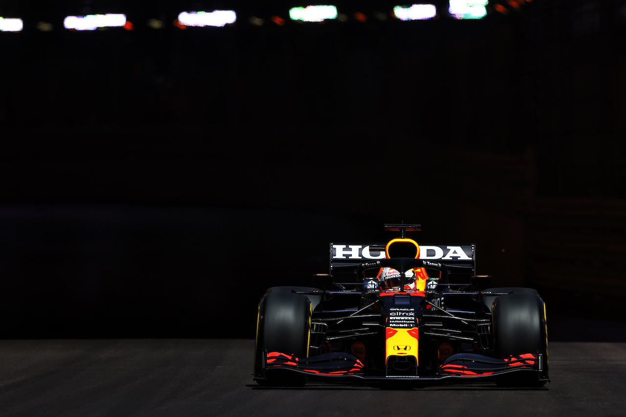 GP MONACO, Max Verstappen (NLD) Red Bull Racing RB16B.
20.05.2021. Formula 1 World Championship, Rd 5, Monaco Grand Prix, Monte Carlo, Monaco, Practice Day.
- www.xpbimages.com, EMail: requests@xpbimages.com © Copyright: Moy / XPB Images