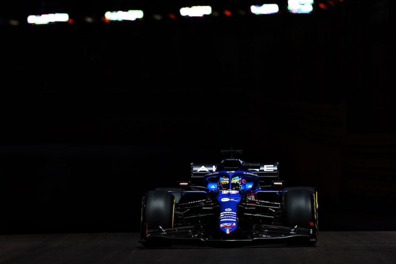 GP MONACO, Fernando Alonso (ESP) Alpine F1 Team A521.
20.05.2021. Formula 1 World Championship, Rd 5, Monaco Grand Prix, Monte Carlo, Monaco, Practice Day.
- www.xpbimages.com, EMail: requests@xpbimages.com © Copyright: Moy / XPB Images