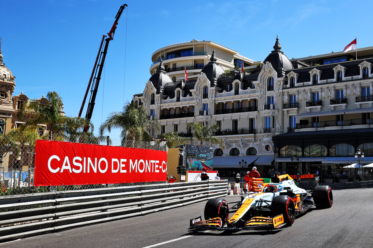 GP MONACO, Daniel Ricciardo (AUS) McLaren MCL35M.
20.05.2021. Formula 1 World Championship, Rd 5, Monaco Grand Prix, Monte Carlo, Monaco, Practice Day.
- www.xpbimages.com, EMail: requests@xpbimages.com © Copyright: Moy / XPB Images