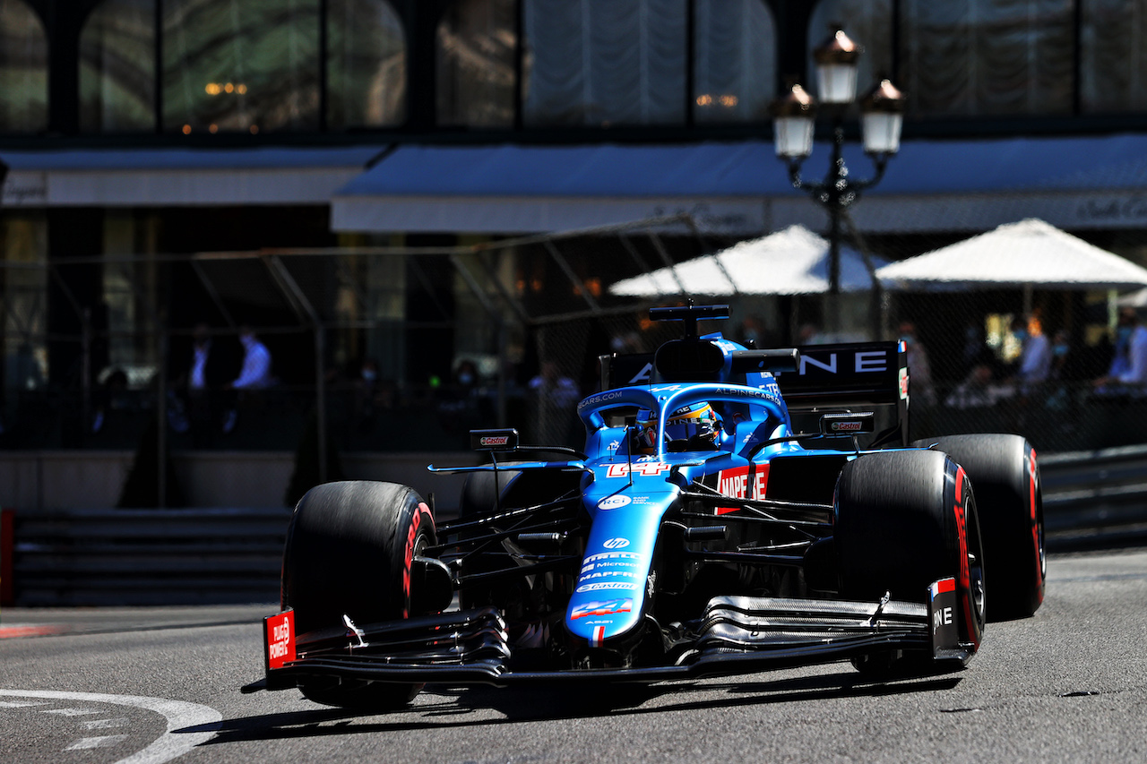 GP MONACO, Fernando Alonso (ESP) Alpine F1 Team A521.
20.05.2021. Formula 1 World Championship, Rd 5, Monaco Grand Prix, Monte Carlo, Monaco, Practice Day.
- www.xpbimages.com, EMail: requests@xpbimages.com © Copyright: Moy / XPB Images