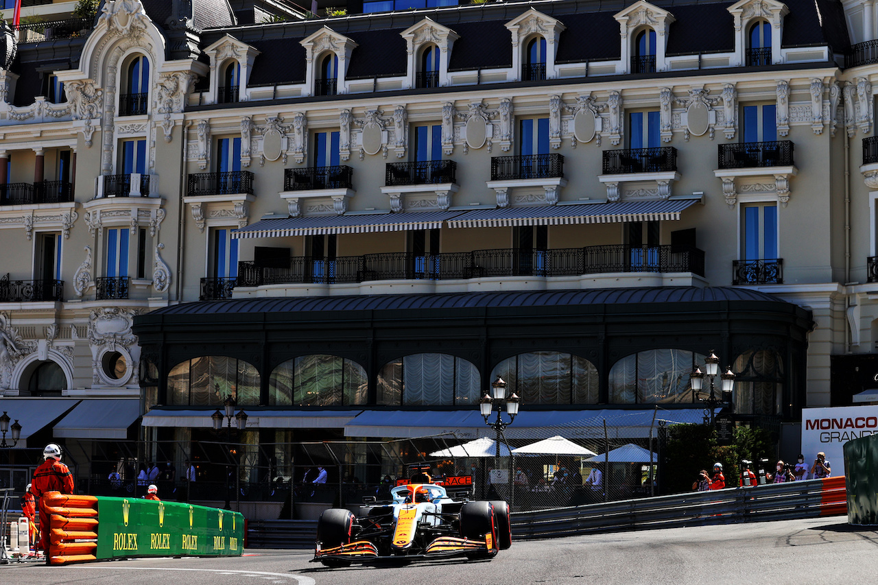 GP MONACO, Daniel Ricciardo (AUS) McLaren MCL35M.
20.05.2021. Formula 1 World Championship, Rd 5, Monaco Grand Prix, Monte Carlo, Monaco, Practice Day.
- www.xpbimages.com, EMail: requests@xpbimages.com © Copyright: Moy / XPB Images