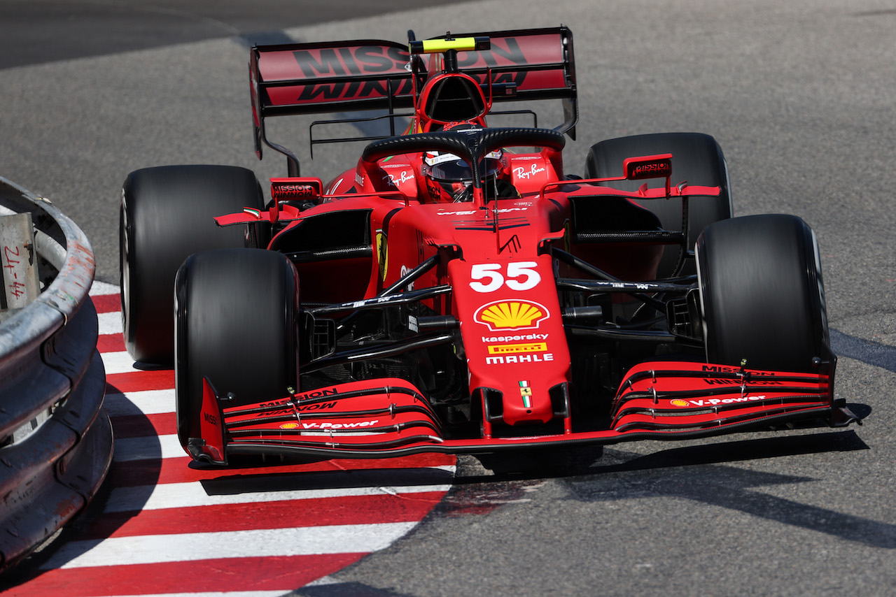 GP MONACO, Carlos Sainz Jr (ESP) Ferrari SF-21.
20.05.2021. Formula 1 World Championship, Rd 5, Monaco Grand Prix, Monte Carlo, Monaco, Practice Day.
- www.xpbimages.com, EMail: requests@xpbimages.com © Copyright: Charniaux / XPB Images