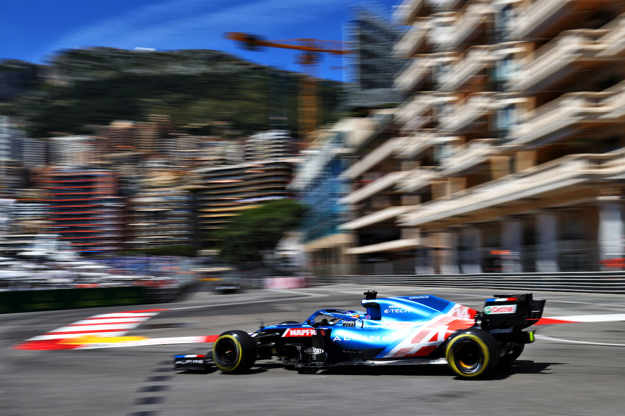 GP MONACO, Fernando Alonso (ESP) Alpine F1 Team A521.
20.05.2021. Formula 1 World Championship, Rd 5, Monaco Grand Prix, Monte Carlo, Monaco, Practice Day.
- www.xpbimages.com, EMail: requests@xpbimages.com © Copyright: Moy / XPB Images