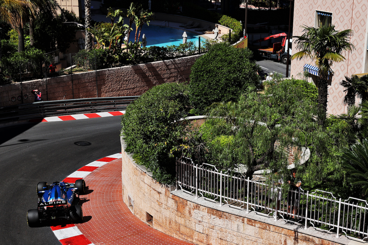 GP MONACO, Fernando Alonso (ESP) Alpine F1 Team A521.
20.05.2021. Formula 1 World Championship, Rd 5, Monaco Grand Prix, Monte Carlo, Monaco, Practice Day.
- www.xpbimages.com, EMail: requests@xpbimages.com © Copyright: Batchelor / XPB Images