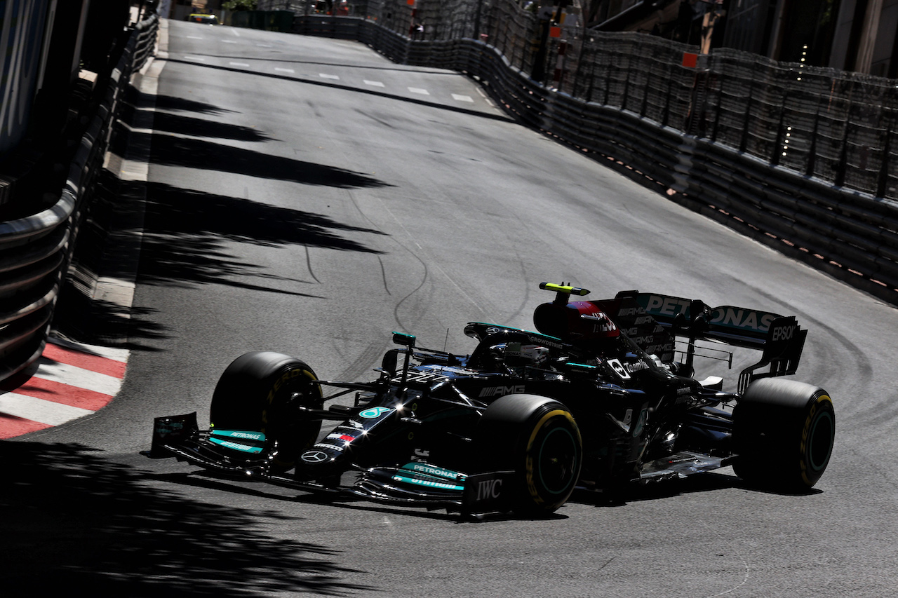 GP MONACO, Valtteri Bottas (FIN) Mercedes AMG F1 W12.
20.05.2021. Formula 1 World Championship, Rd 5, Monaco Grand Prix, Monte Carlo, Monaco, Practice Day.
- www.xpbimages.com, EMail: requests@xpbimages.com © Copyright: Batchelor / XPB Images