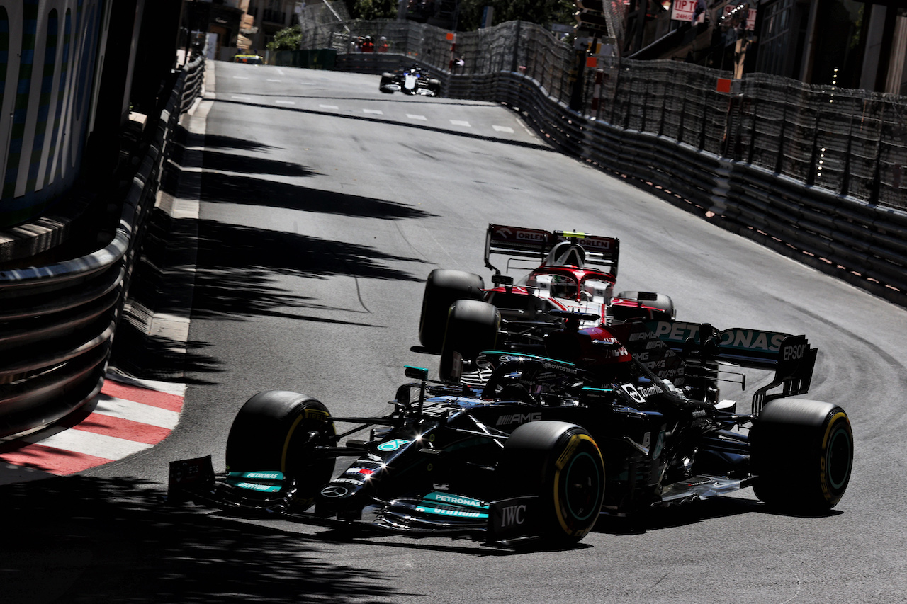 GP MONACO, Lewis Hamilton (GBR) Mercedes AMG F1 W12.
20.05.2021. Formula 1 World Championship, Rd 5, Monaco Grand Prix, Monte Carlo, Monaco, Practice Day.
- www.xpbimages.com, EMail: requests@xpbimages.com © Copyright: Batchelor / XPB Images