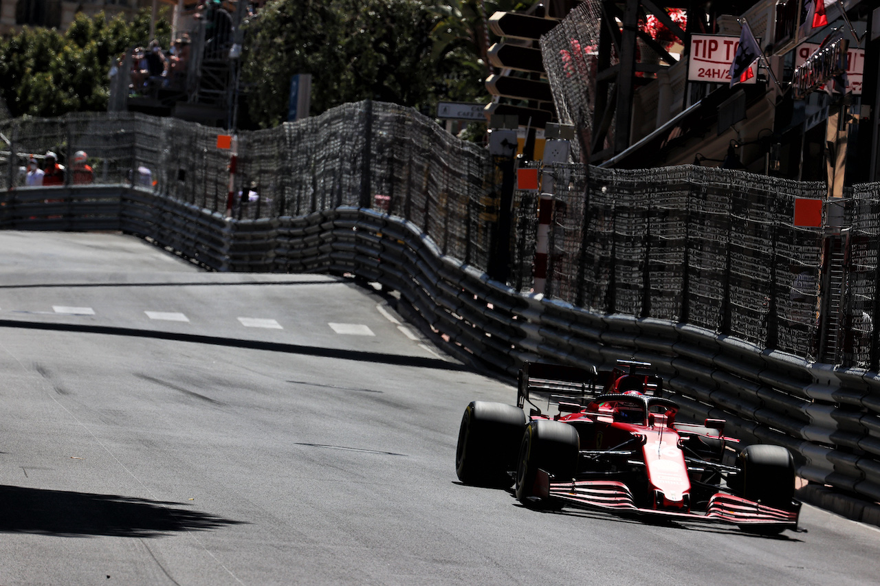 GP MONACO, Charles Leclerc (MON) Ferrari SF-21.
20.05.2021. Formula 1 World Championship, Rd 5, Monaco Grand Prix, Monte Carlo, Monaco, Practice Day.
- www.xpbimages.com, EMail: requests@xpbimages.com © Copyright: Batchelor / XPB Images