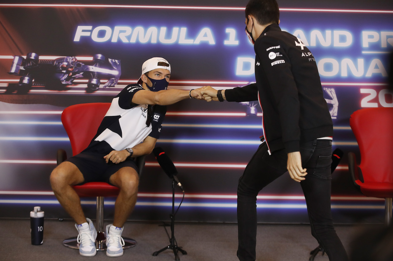 GP MONACO, (L to R): Pierre Gasly (FRA) AlphaTauri e Esteban Ocon (FRA) Alpine F1 Team in the FIA Press Conference.
19.05.2021. Formula 1 World Championship, Rd 5, Monaco Grand Prix, Monte Carlo, Monaco, Preparation Day.
- www.xpbimages.com, EMail: requests@xpbimages.com © Copyright: FIA Pool Image for Editorial Use Only