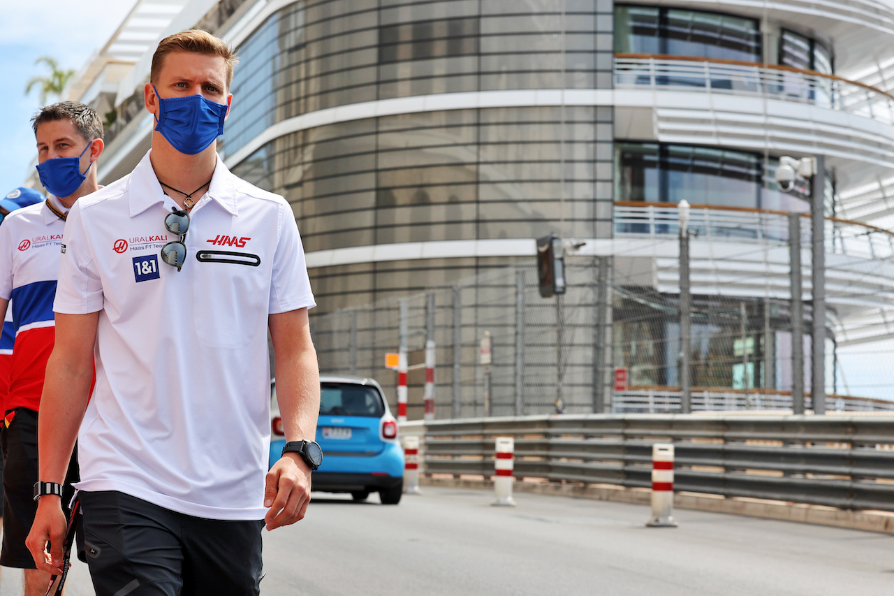 GP MONACO, Mick Schumacher (GER) Haas F1 Team.
19.05.2021. Formula 1 World Championship, Rd 5, Monaco Grand Prix, Monte Carlo, Monaco, Preparation Day.
- www.xpbimages.com, EMail: requests@xpbimages.com © Copyright: Batchelor / XPB Images