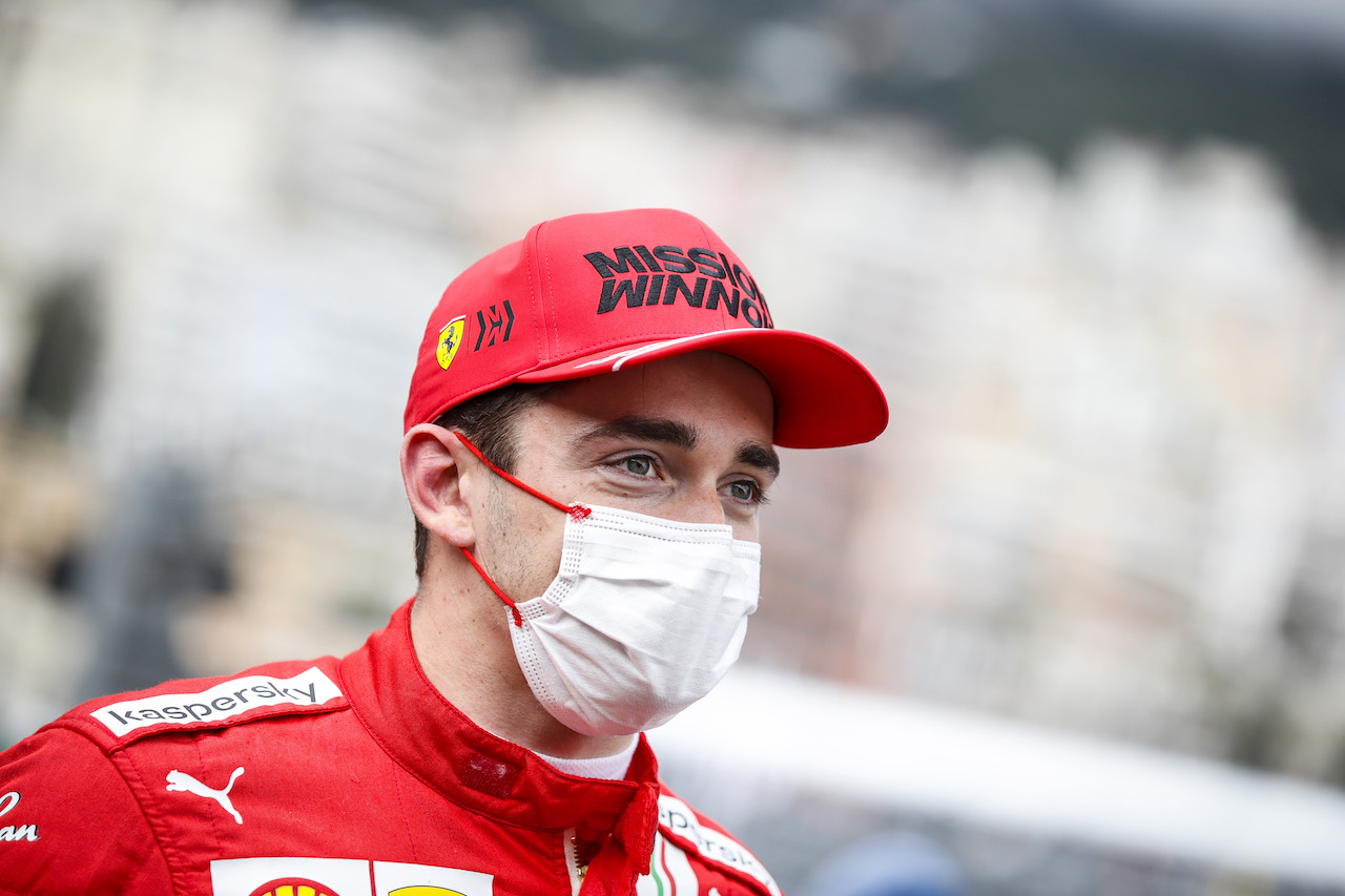 GP MONACO, Pole sitter Charles Leclerc (MON) Ferrari in qualifying parc ferme.
22.05.2021. Formula 1 World Championship, Rd 5, Monaco Grand Prix, Monte Carlo, Monaco, Qualifiche Day.
- www.xpbimages.com, EMail: requests@xpbimages.com © Copyright: FIA Pool Image for Editorial Use Only