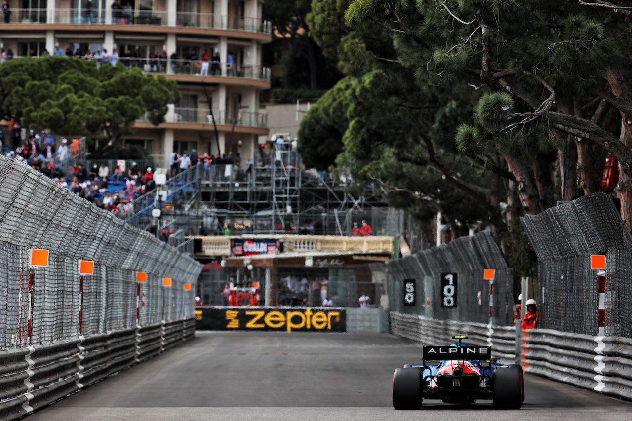 GP MONACO, Esteban Ocon (FRA) Alpine F1 Team A521.
22.05.2021. Formula 1 World Championship, Rd 5, Monaco Grand Prix, Monte Carlo, Monaco, Qualifiche Day.
- www.xpbimages.com, EMail: requests@xpbimages.com © Copyright: Batchelor / XPB Images